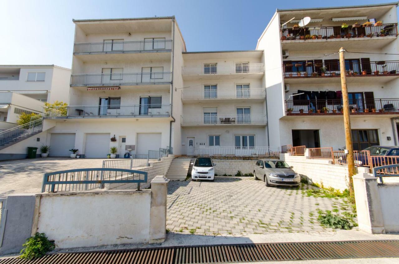 Bridge And Beach Apartments Trogir Kültér fotó
