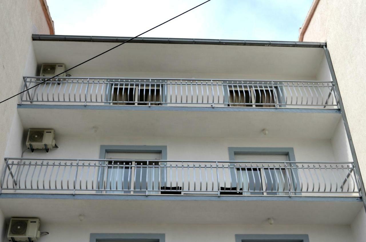 Bridge And Beach Apartments Trogir Kültér fotó
